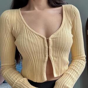 Urban Outfitters Butter Yellow Ribbed Hook Cardigan – Size M